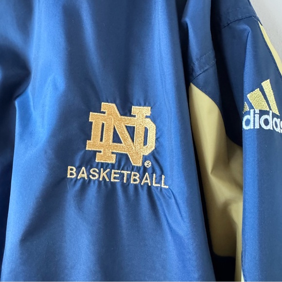 Vintage! Adidas Notre Dame University Basketball lined windbreaker set - Picture 5 of 16